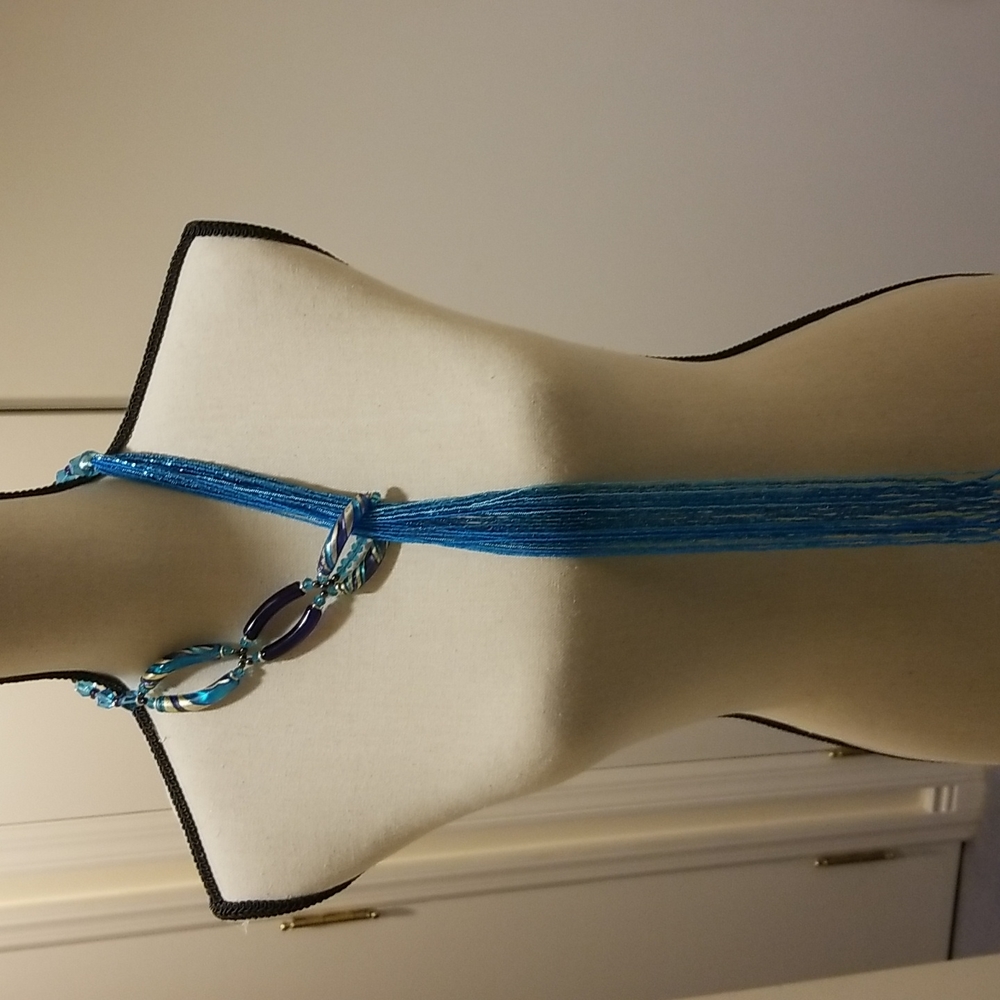 Beaded lariat necklace